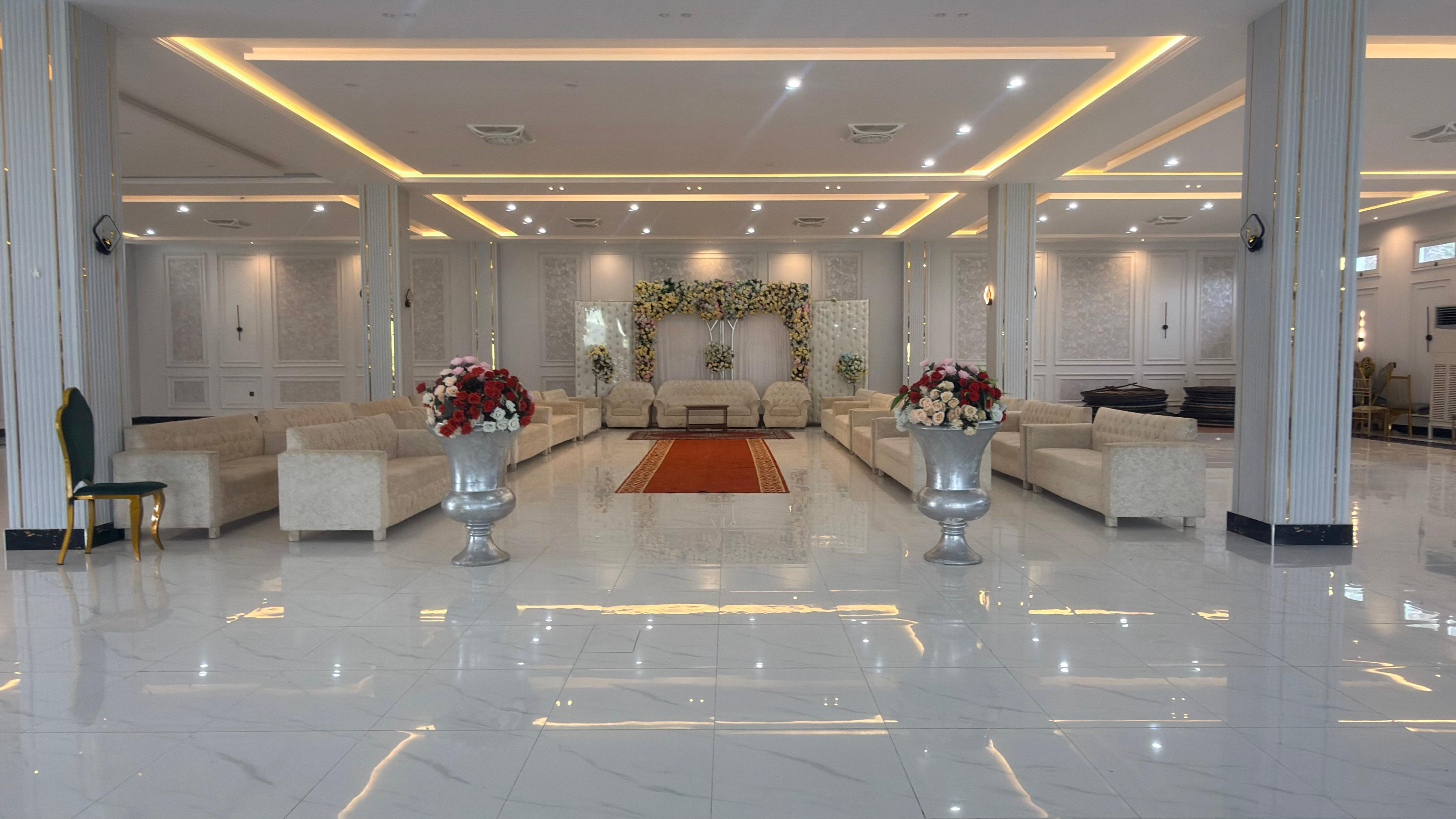 Gudar Wedding Hall photo 6